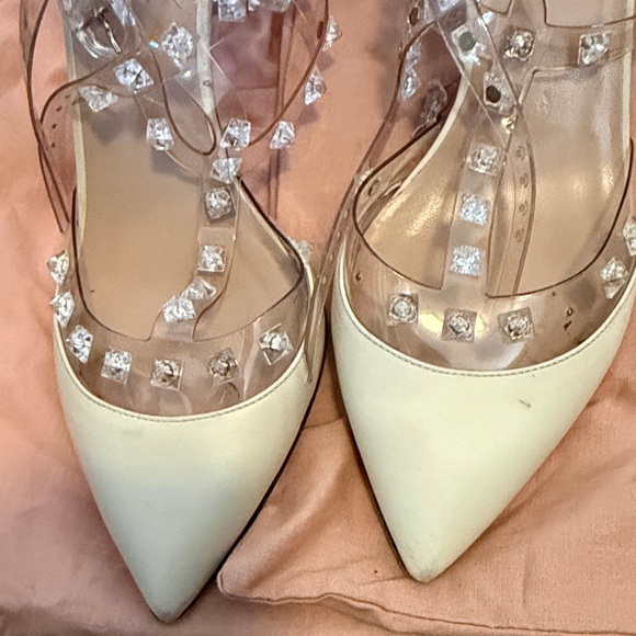 Valentino Garavani Cream and Clear Heels - Picture 4 of 7